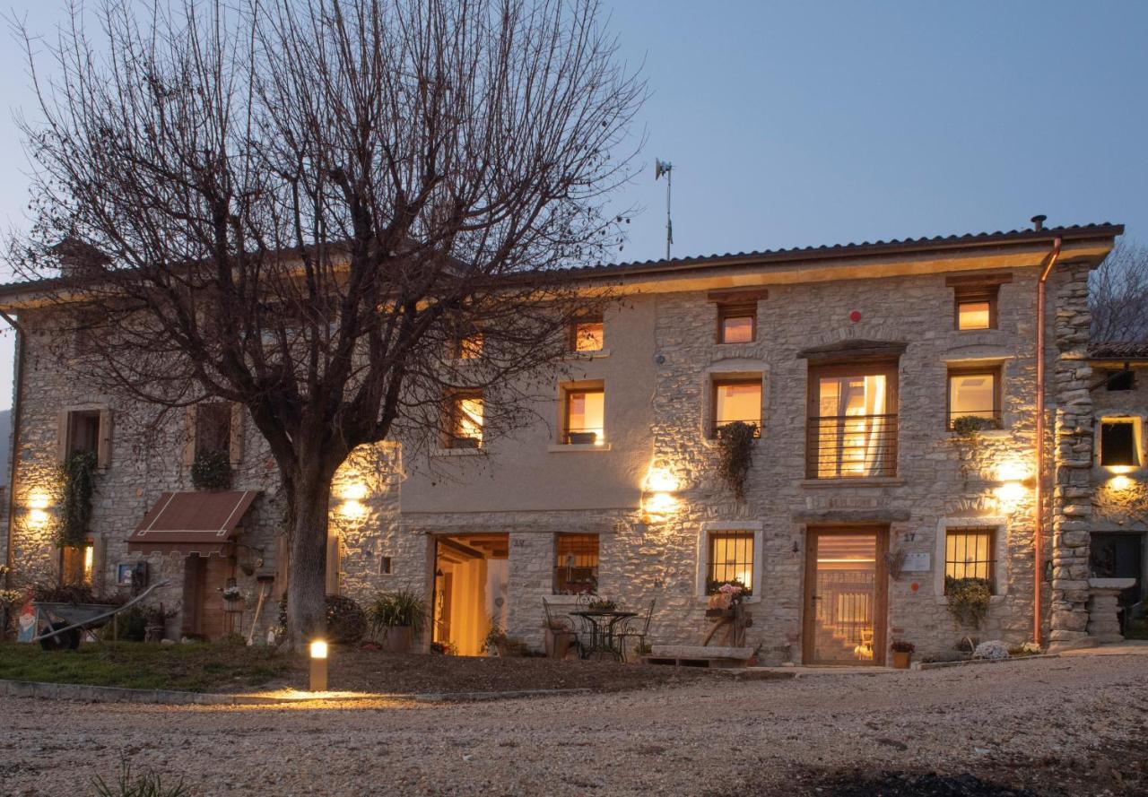 Agriturismo Casaborgomarche Valdobbiadene Extérieur photo